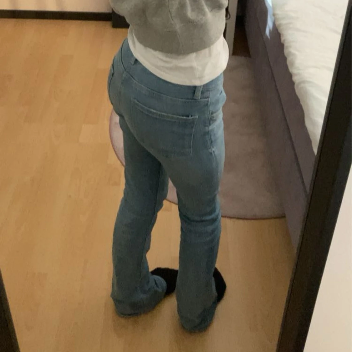 Ljusblå bootcut jeans - 2