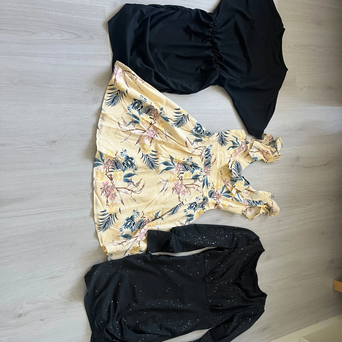 Svarta leggings i skinnimitation - 2