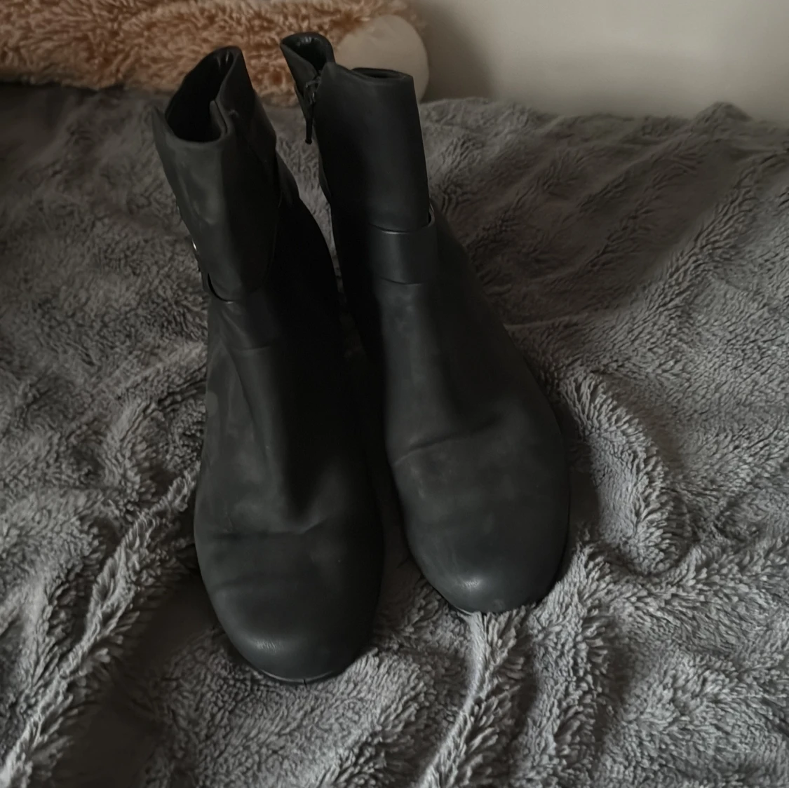 Svarta boots med spänne från Ecco - 1