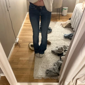 Only blush jeans - Säljer eftersom dom inte kommit till någon användning☺️