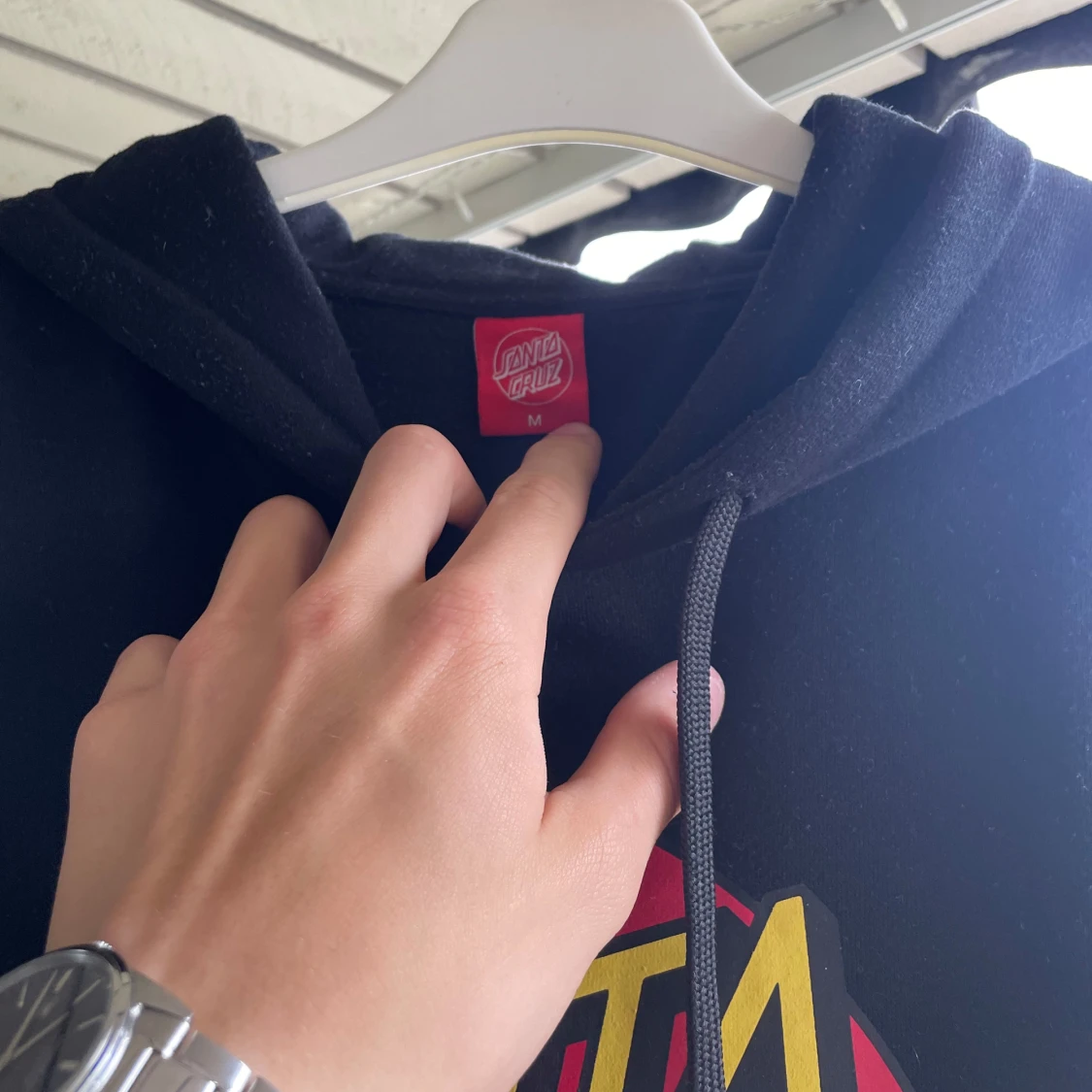 Svart Santa Cruz hoodie med tryck - 2