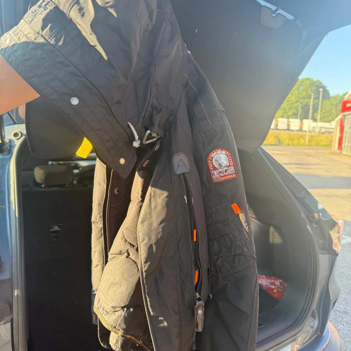 Svart Parajumpers vinterjacka S