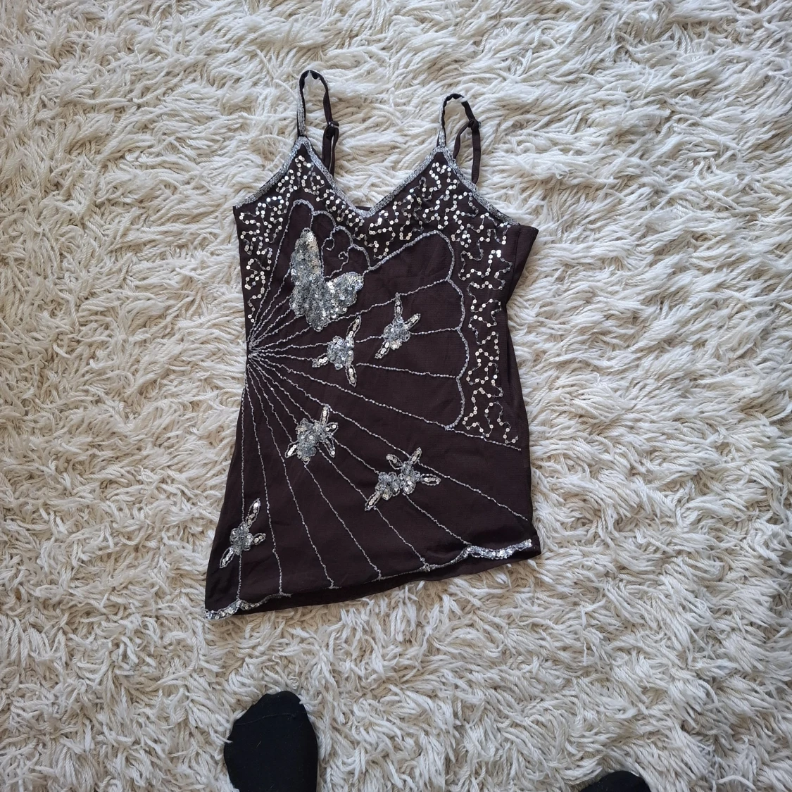 Brun linne med silverpaljetter - 1