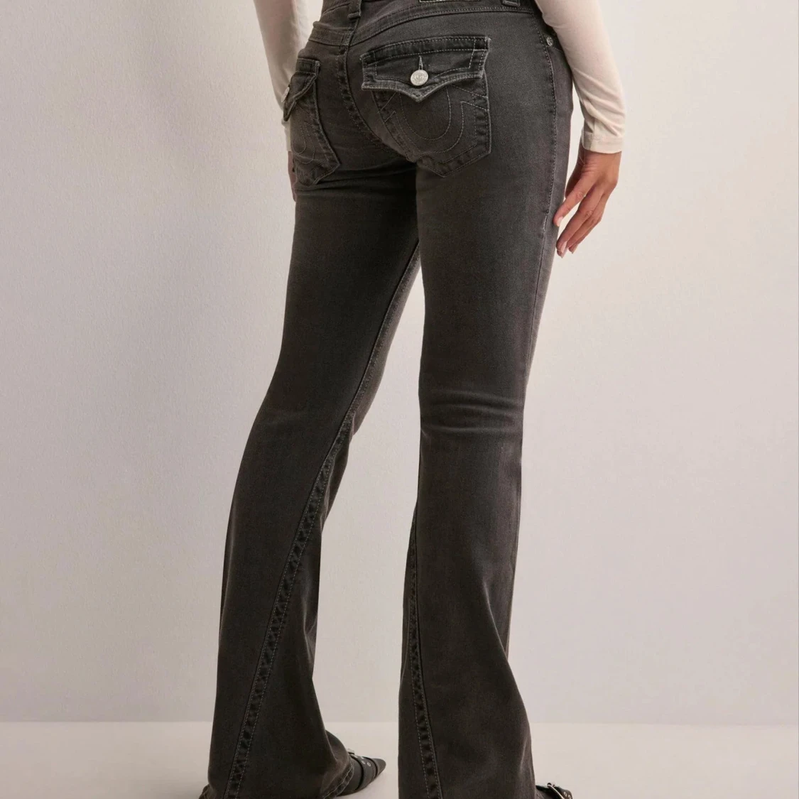 Mörkgrå jeans från true religion