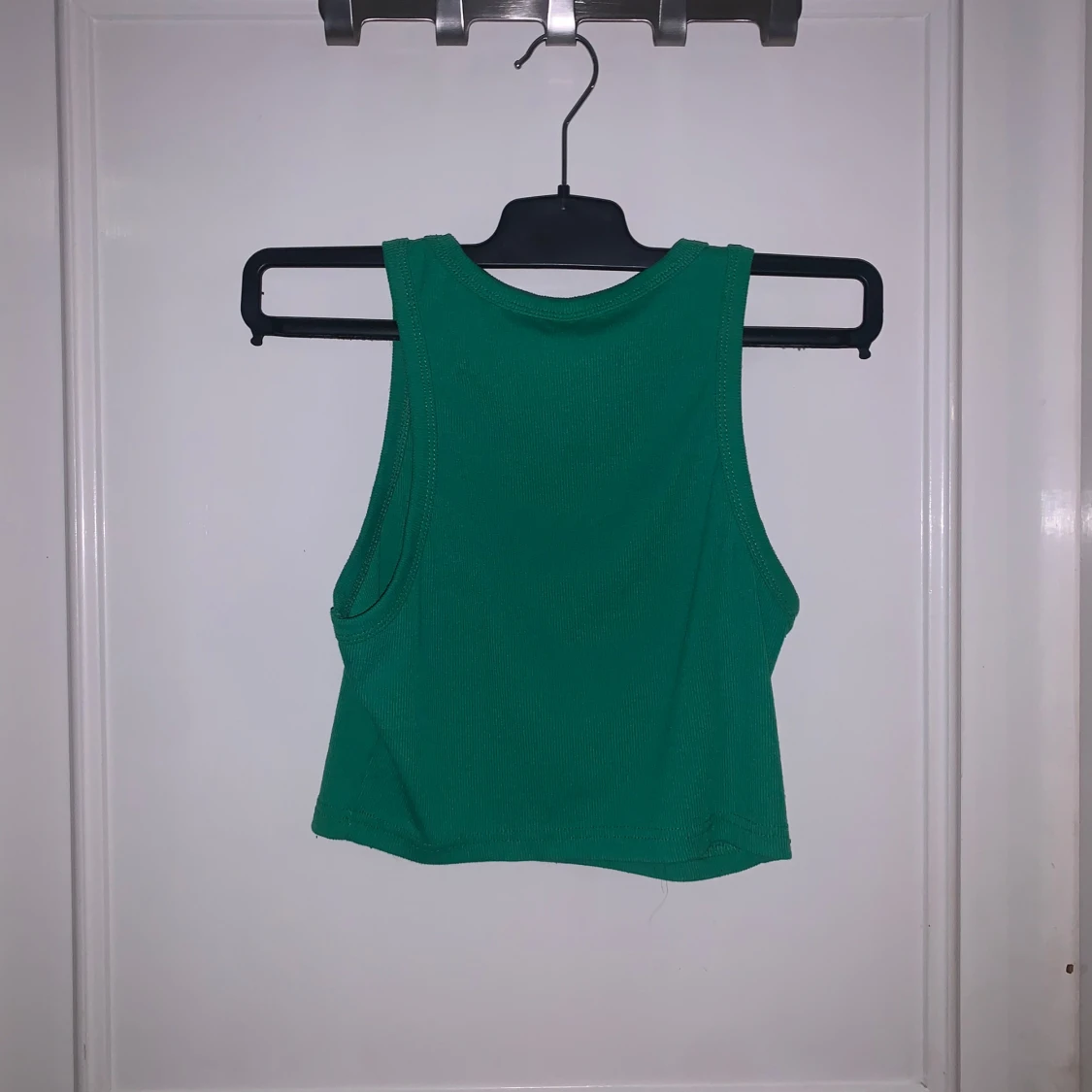 Grön croppad linnetopp från SHEIN - 1