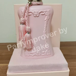 Delina Eau de Parfum från Parfums de Marly - Delina är en Eau de Parfum på 75 ml, bara testad och har full presentation!.