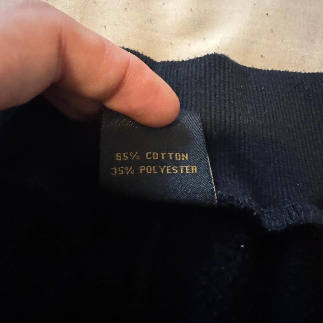 Svarta mjukisbyxor med ribbade detaljer - 2