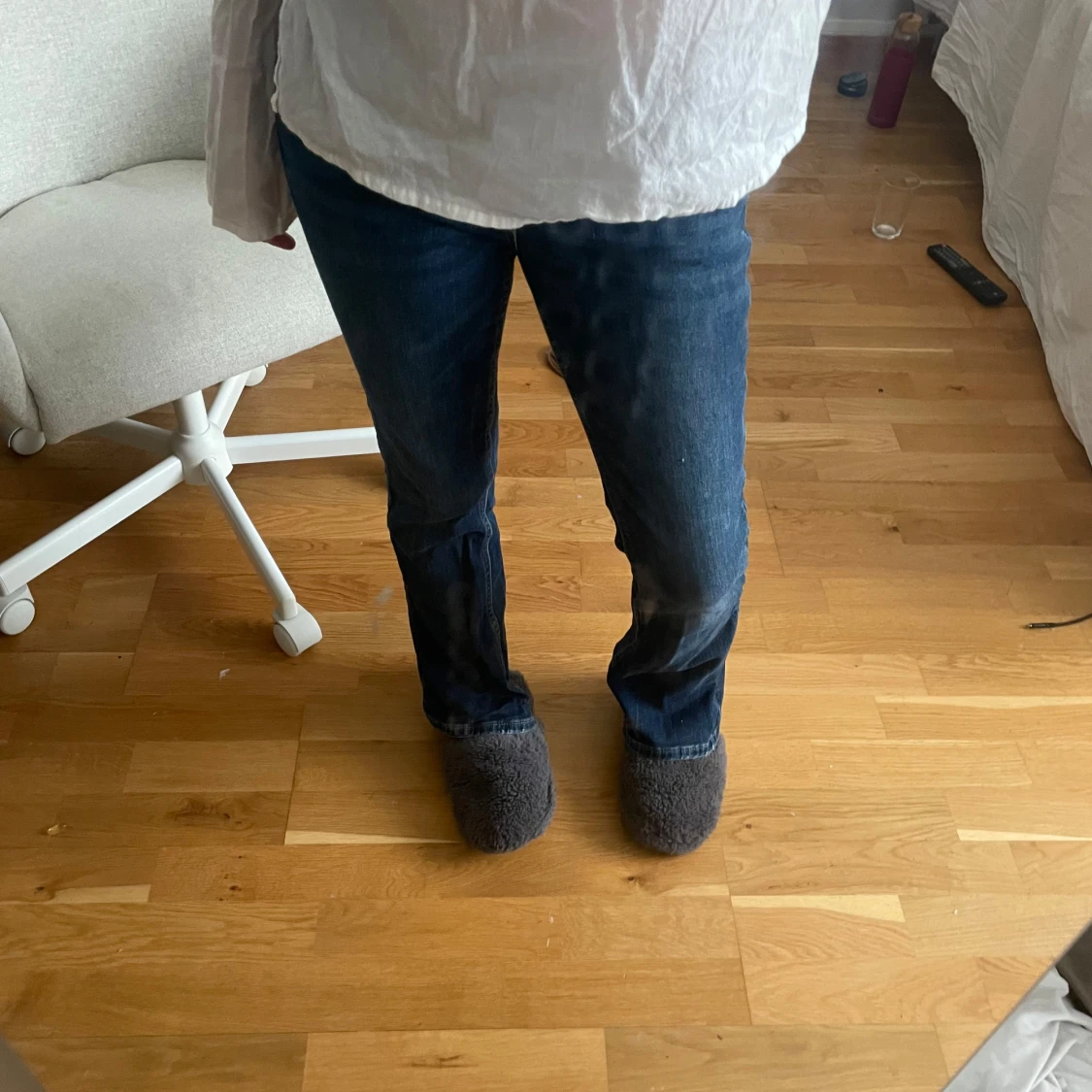 Mörkblå jeans från Gina Tricot - 1
