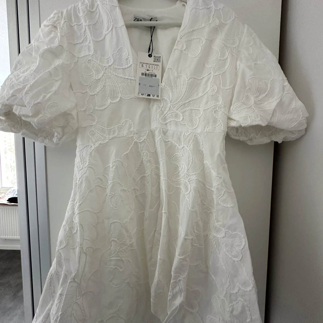 Vit kortklänning/Studentklänning från Zara