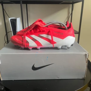 Fotbollsskor  - Adidas elite, använda en gång