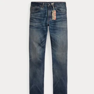 Blå jeans från Ralph Lauren - Snygga blå jeans från Ralph Lauren/RRL med en slim fit passform. Låda,kvitto och lappar finns men lapparna sitter ej kvar