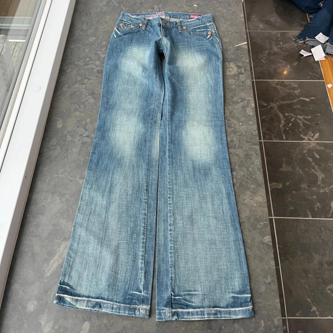 Bootcut ljusblå jeans