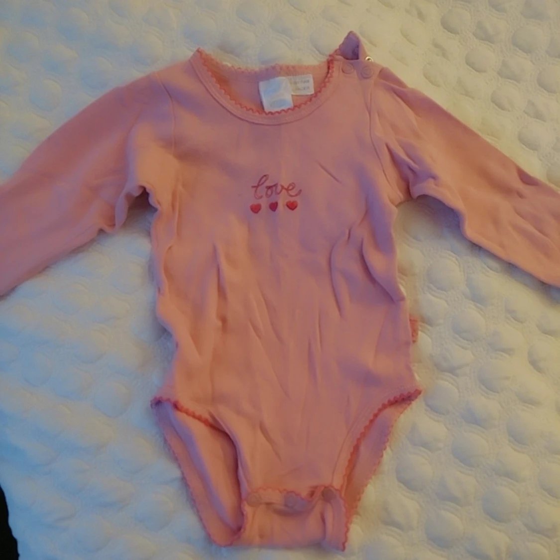 Rosa långärmad body med hjärtan, 6-9 månader  - 3