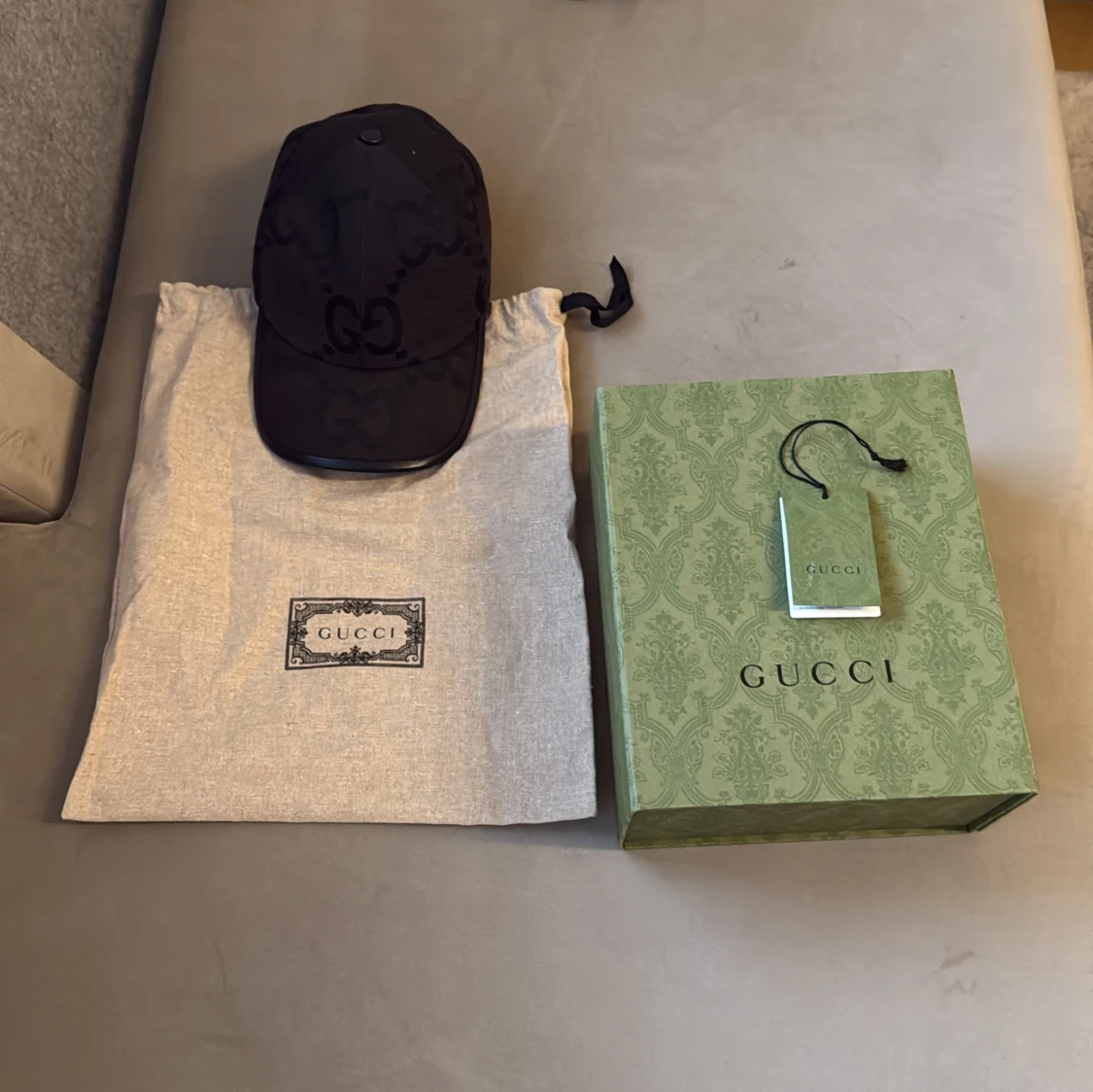 Svart keps från Gucci - 3