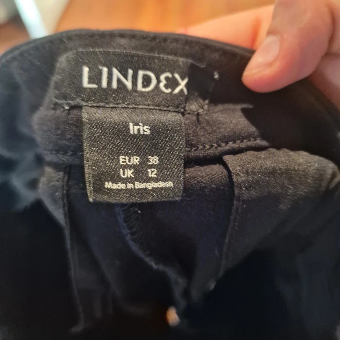 Svarta byxor från Lindex - 1