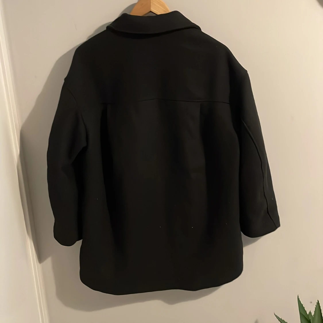 Svart jacka/kappa från H&M - 3