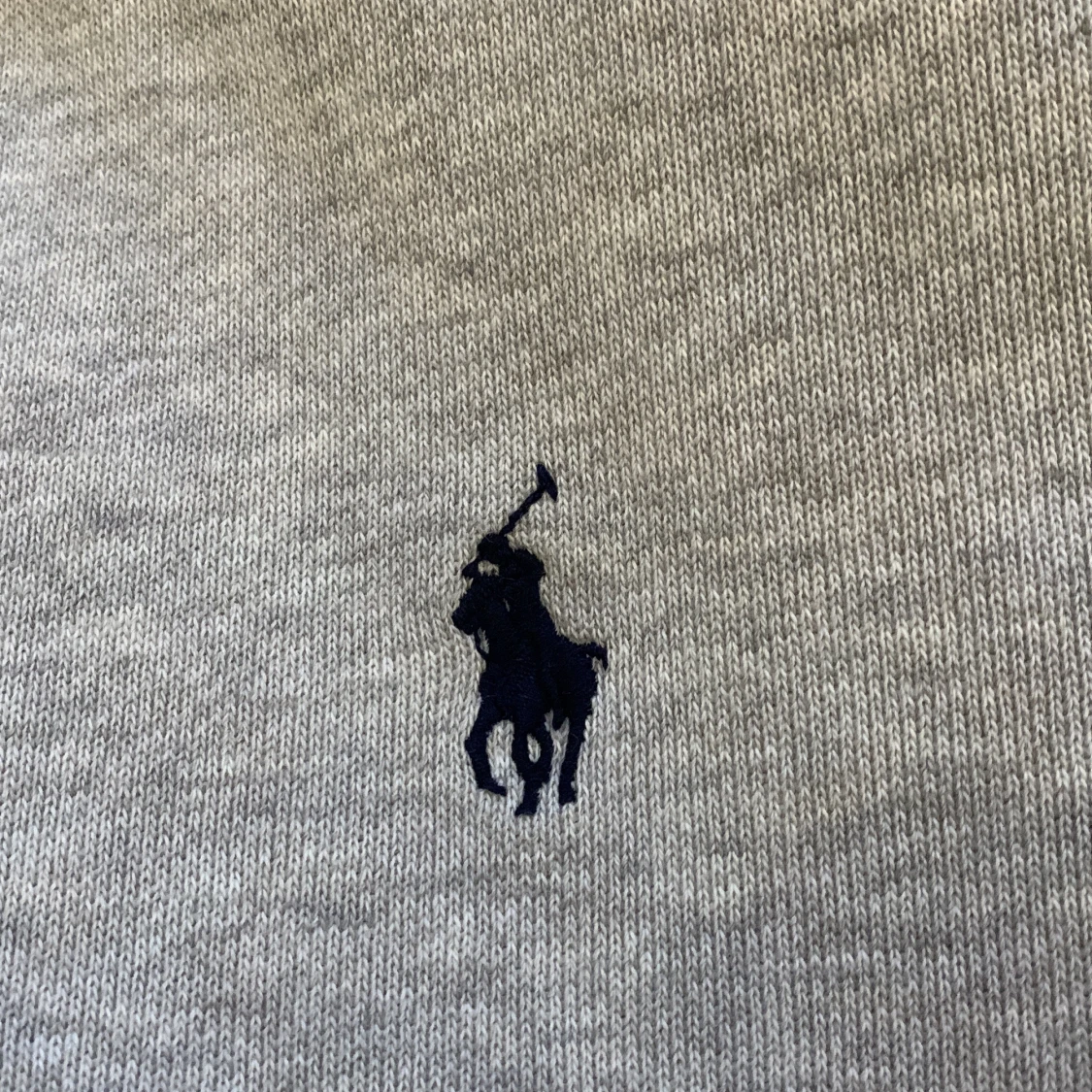 Grå hoodie från Polo Ralph Lauren - 2