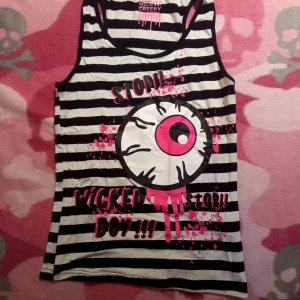 Linne - Coolt linne från hell bunny. Passar typ M-L, kanske S också om man vill ha baggy.