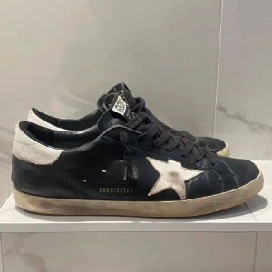 Golden goose superstar - Storlek: 44 | skick: 8/10 | og: dustbag | pris: 2300kr