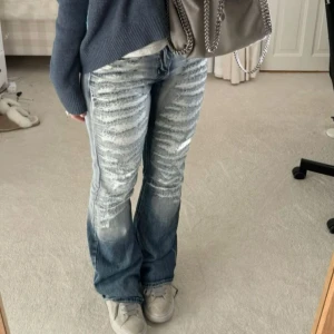 Jaded london jeans med slitningar - Tyvärr finns det ingen lapp kvar men passar ca w25 och w26💘💘
