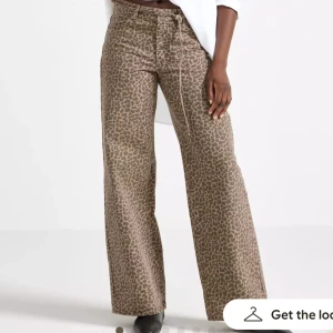 Leopardbyxor från Lindex - Är det någon här som har dessa jeans i st50 och skulle vilja byta mot st48?????