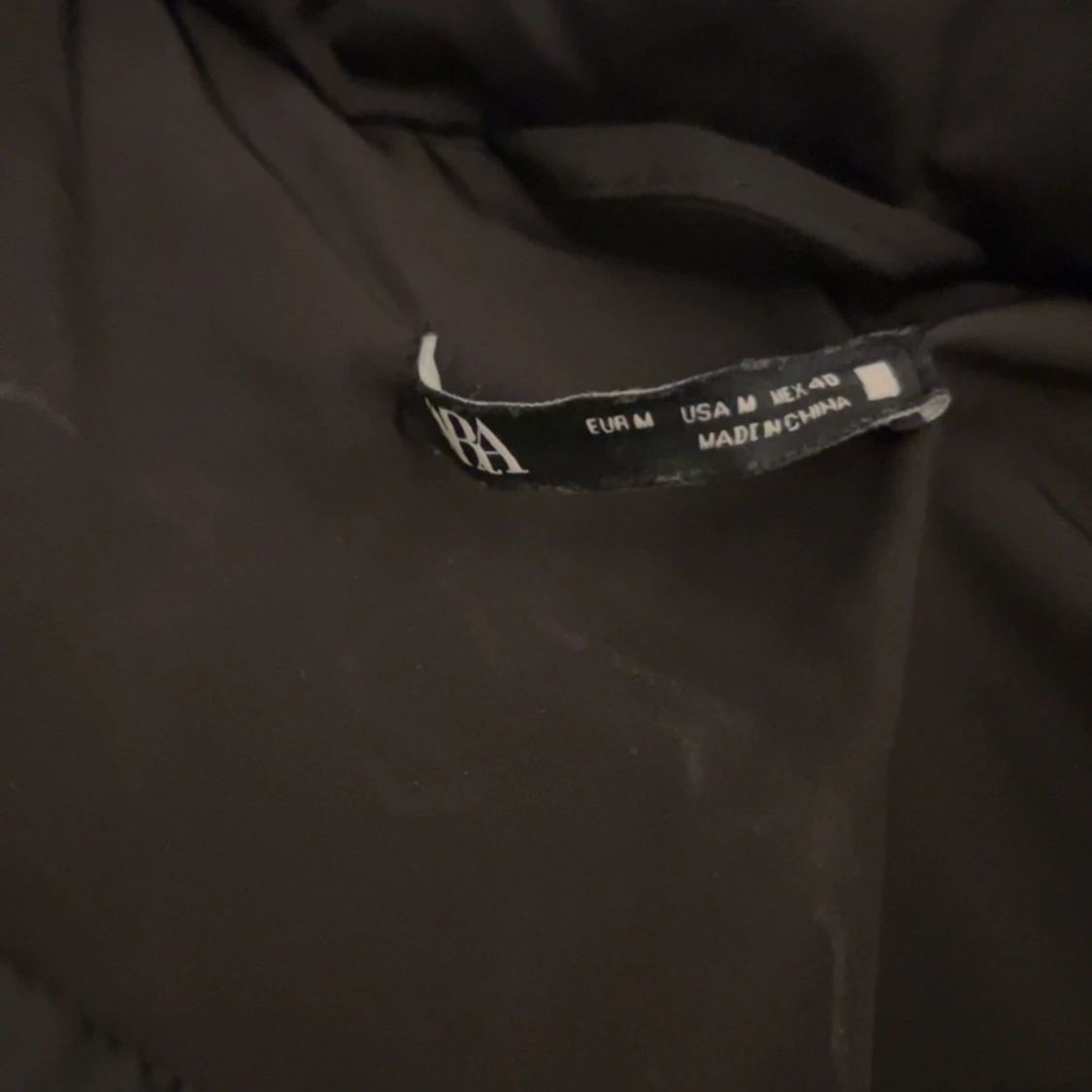 Svart pufferjacka från ZARA, M - 1