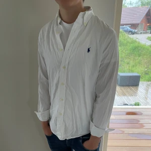Polo Ralph lauren skjorta  - Säljer nu denna polo Ralph lauren skjorta, skriv för fler bilder/frågor🙌🏼