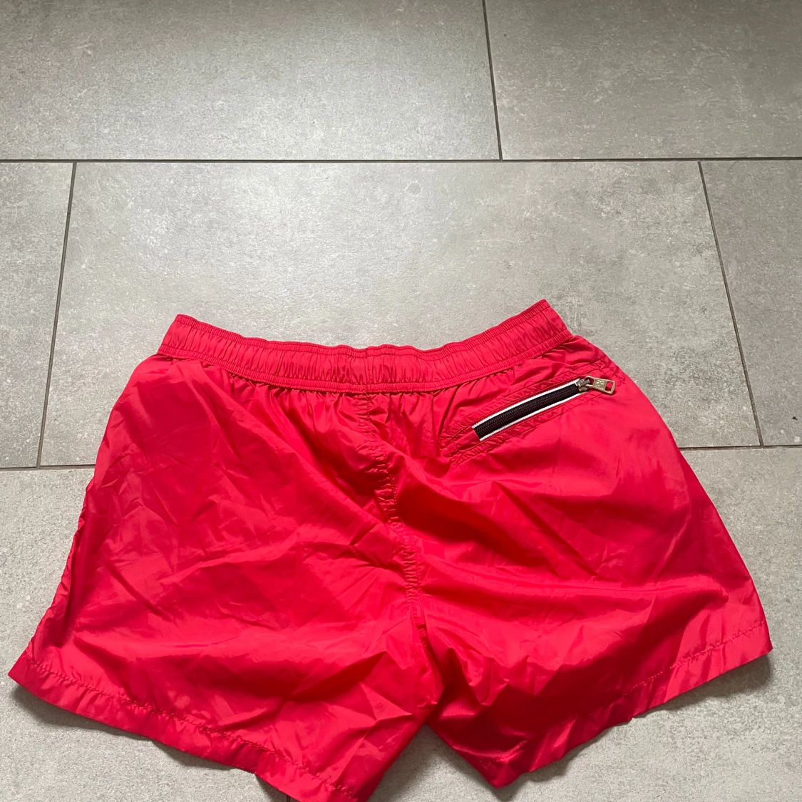 Röda Badshorts - 1