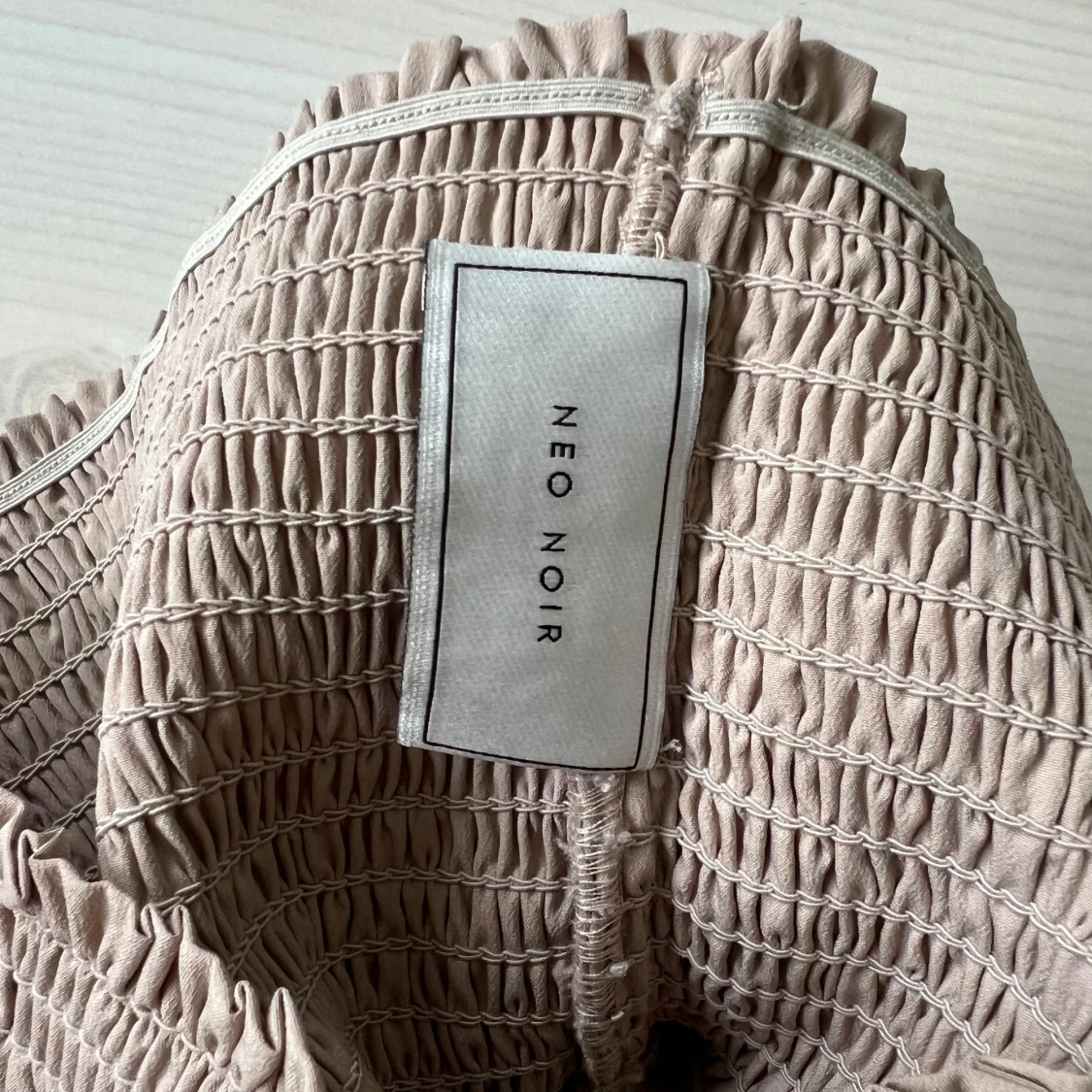 Beige volangkjol från Neo Noir - 3