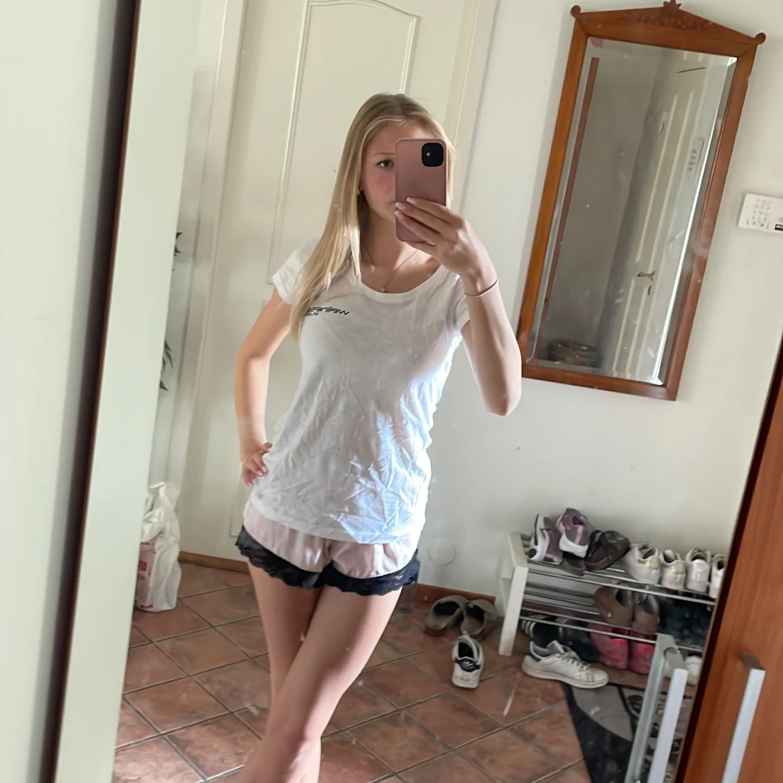 Vit t-shirt Wellness Studio - 2