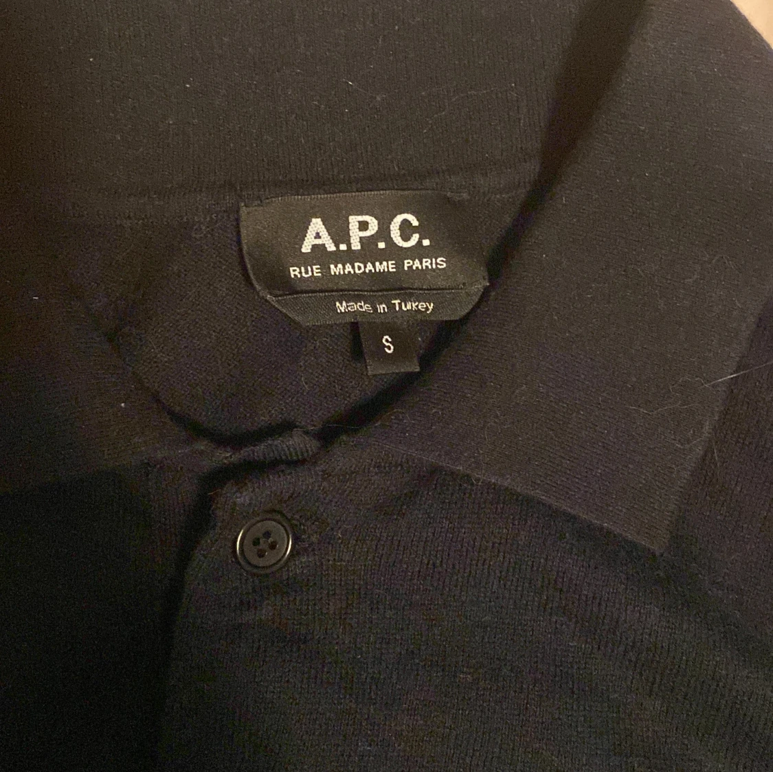 Svart pikétröja från A.P.C. - 1