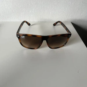 Rayban boyfriend - Helt nya! Inte orginal