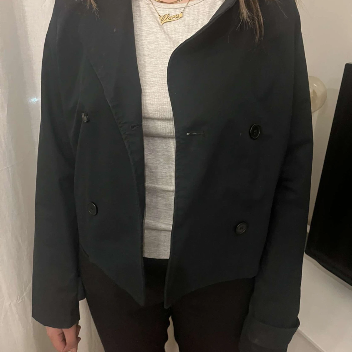 Svart kavaj med knappar - 1