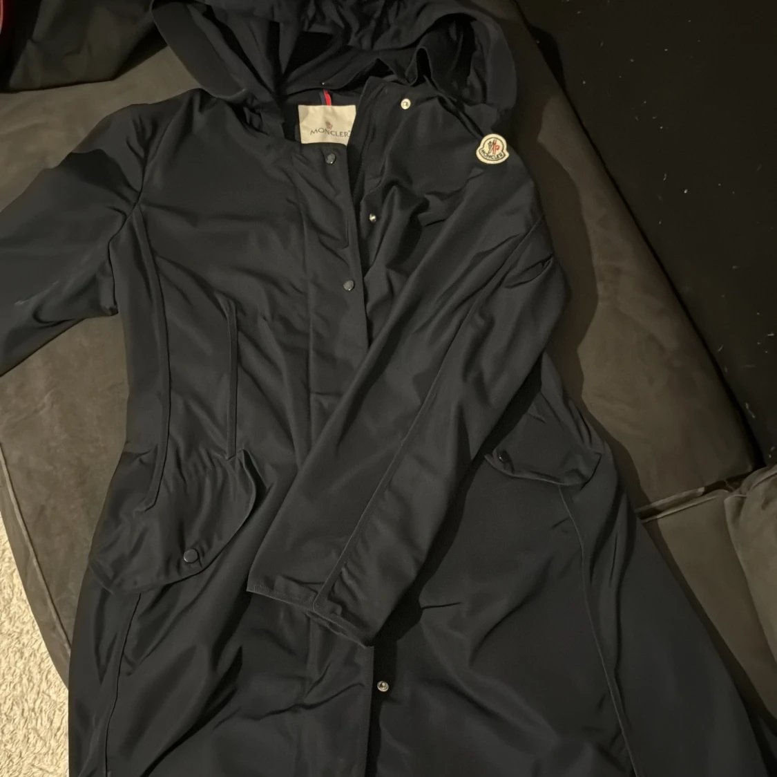 Moncler Knälång tunn jacka