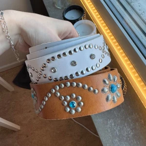 Bälten - Två skitcoola bälten med nitar, 150kr/st!💕💕