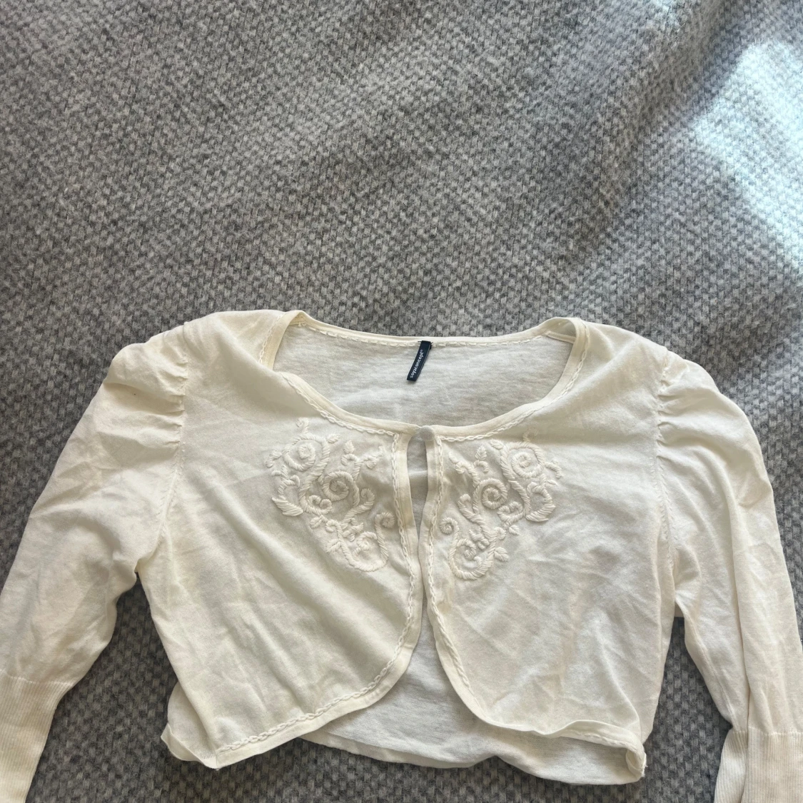 Vit broderad kofta från Soyaconcept - 1