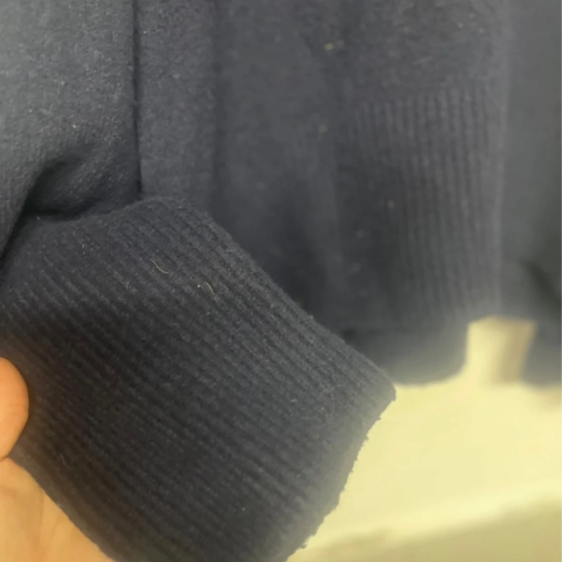 Mörkblå stickad tröja Gina Tricot - 1