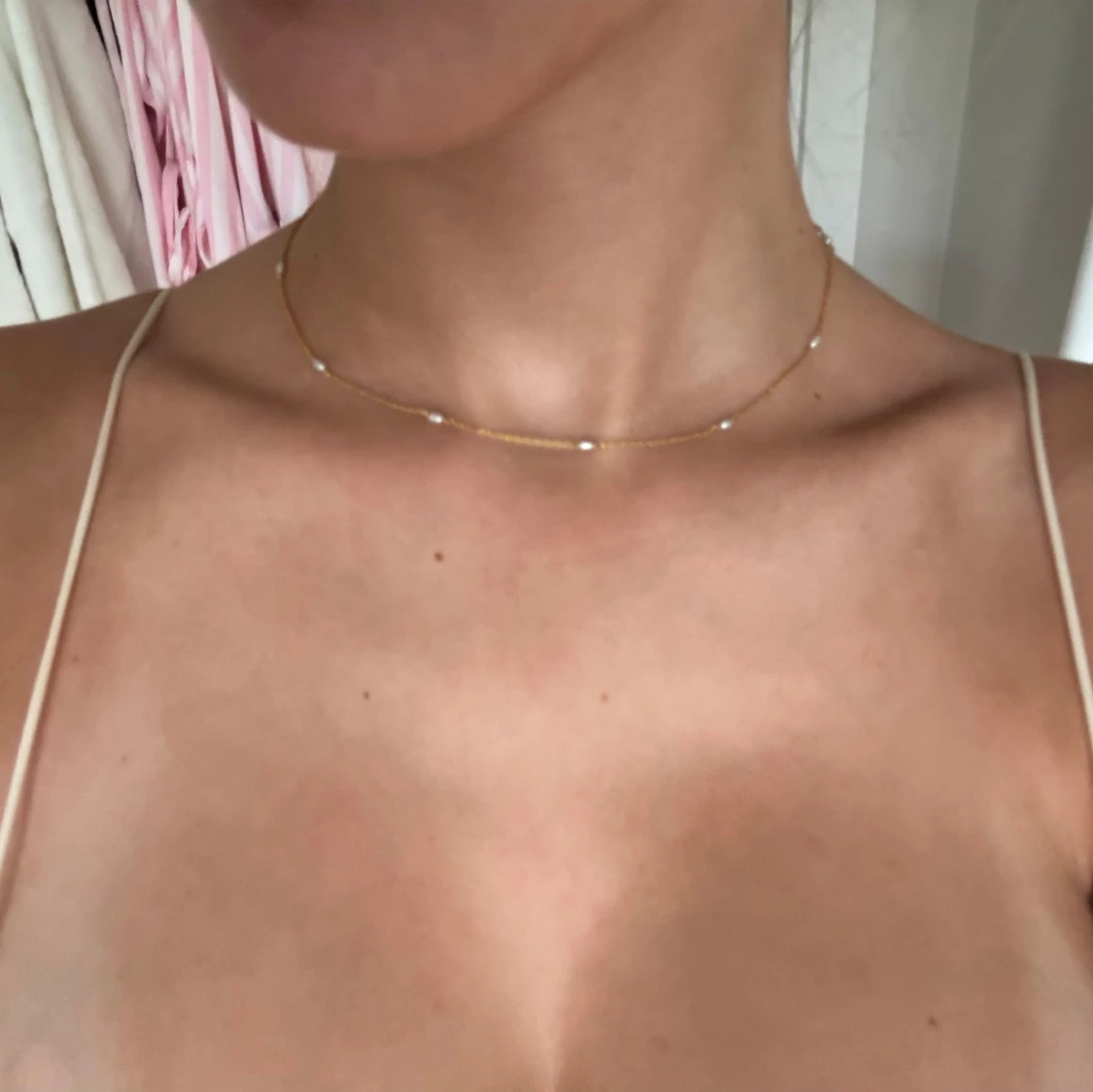 Vit topp med volang ut🥰🥰 - 4