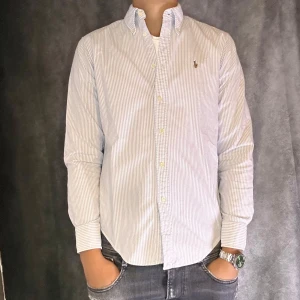 Ralph lauren skjorta - Mycket fint skick | Size M  | fraktar spårbart inom 24 timmar |  för att köpa klicka ” köp nu” | vid frågor skriv ett meddelande