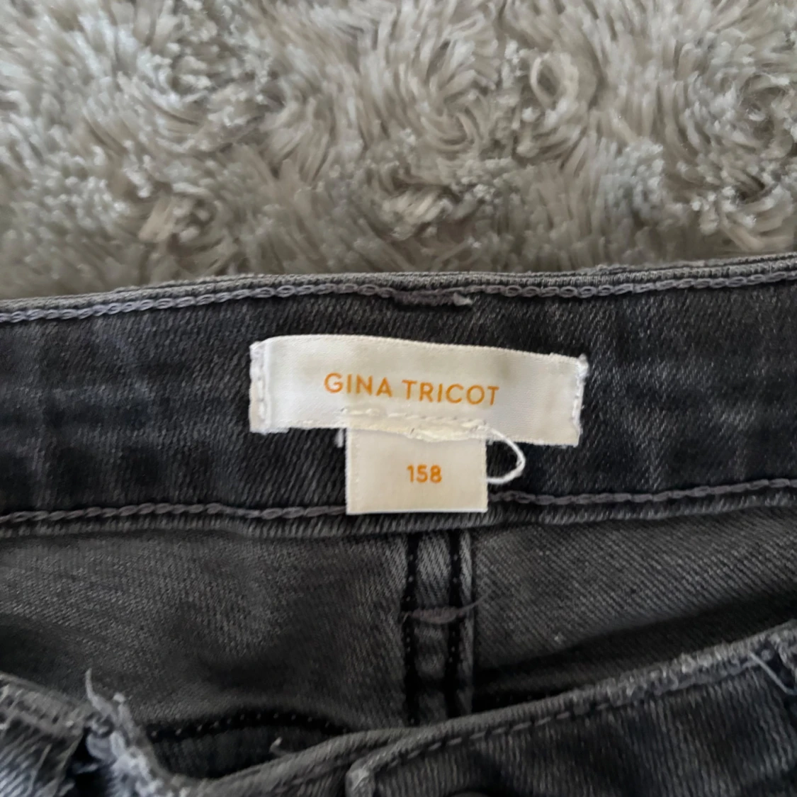 Svarta bootcut jeans Gina Tricot - 2
