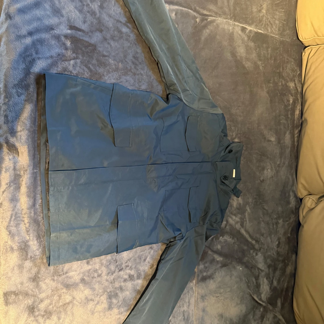 Mörkblå vindjacka med stora fickor - 1