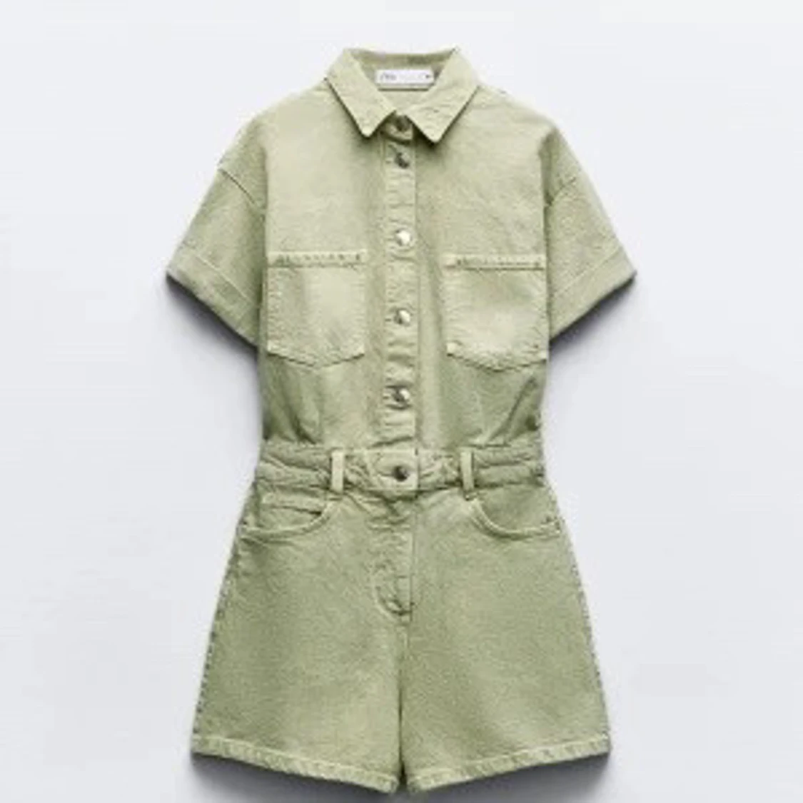 Ljusgrön shortsdress från Zara - 1