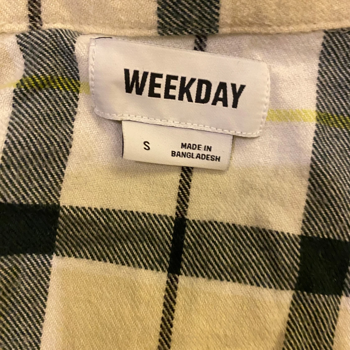 Rutig skjorta från Weekday, beige/grön - 2