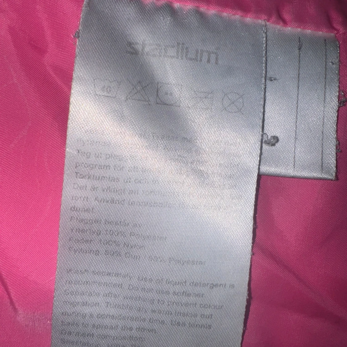 Rosa pufferjacka från Everest 146 - 2