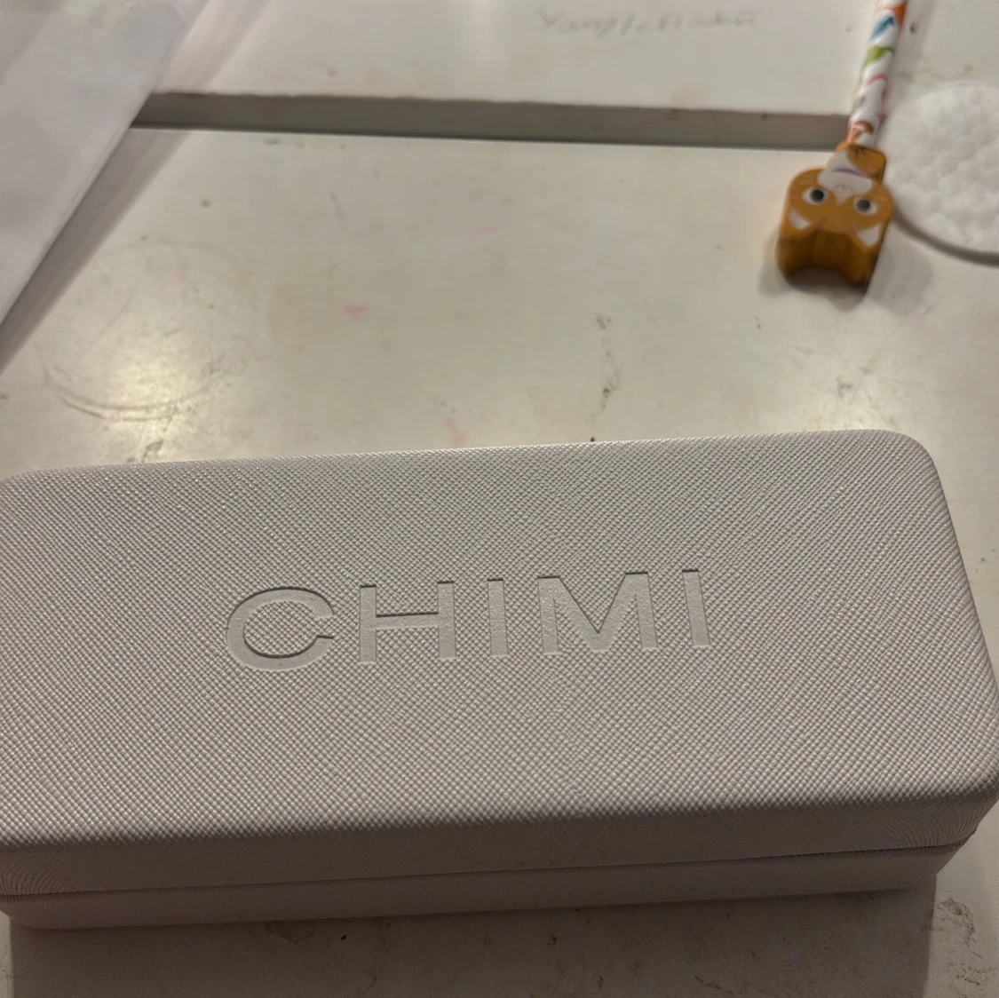 Gråtonade solglasögon från CHIMI - 1