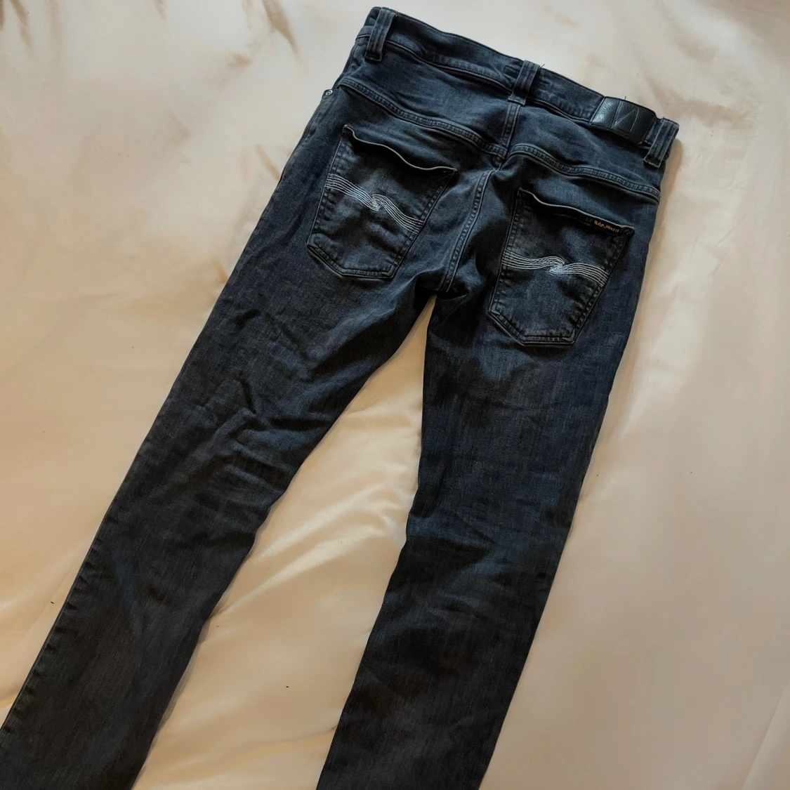 Mörkgråa  jeans från Nudie Jeans - 2