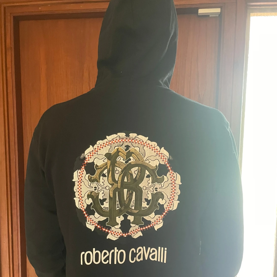 Svart hoodie från Roberto Cavalli - 1
