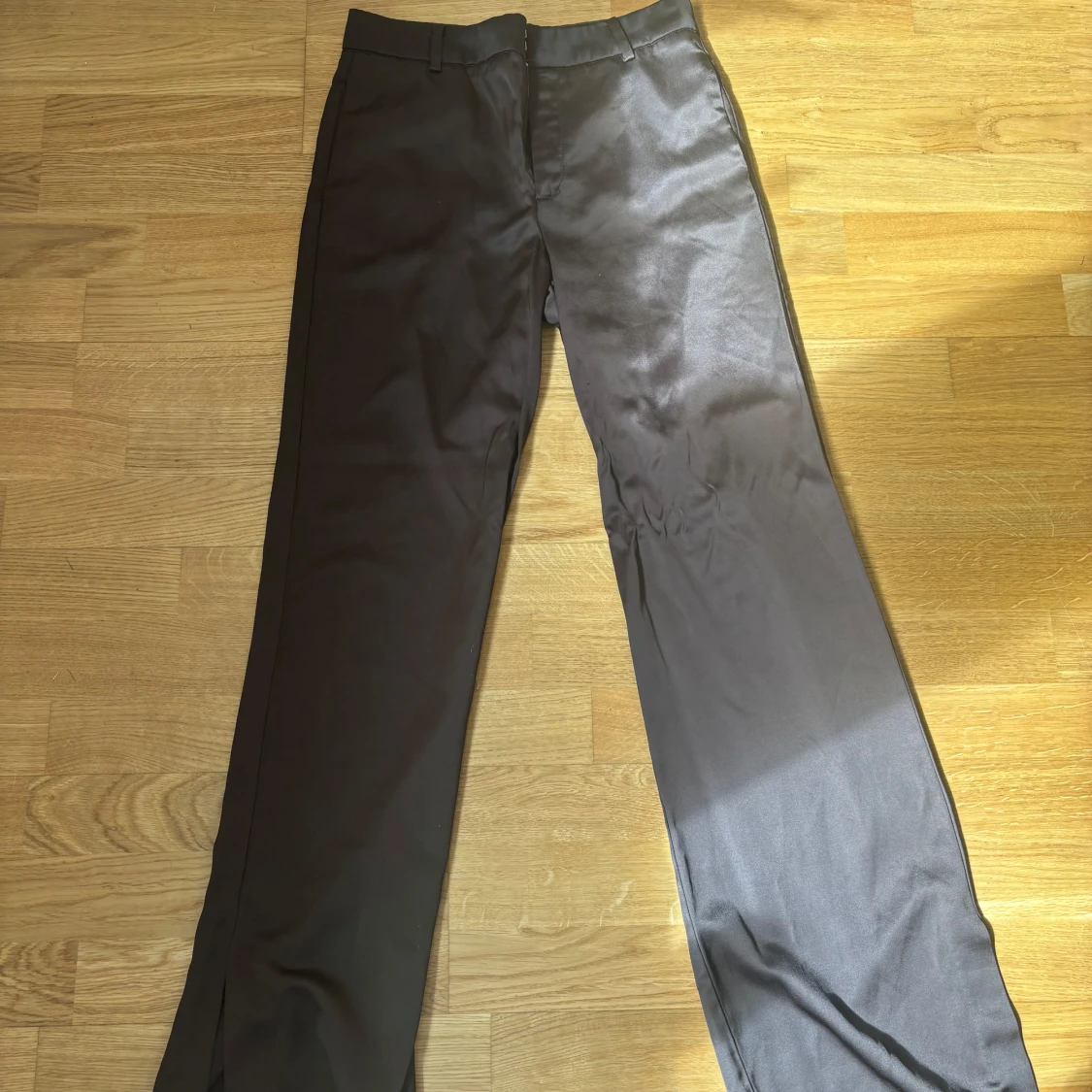 Bruna kostymbyxor från Zara