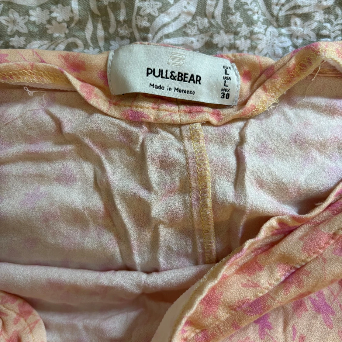 Långkjol med blommigt mönster från Pull&Bear - 2