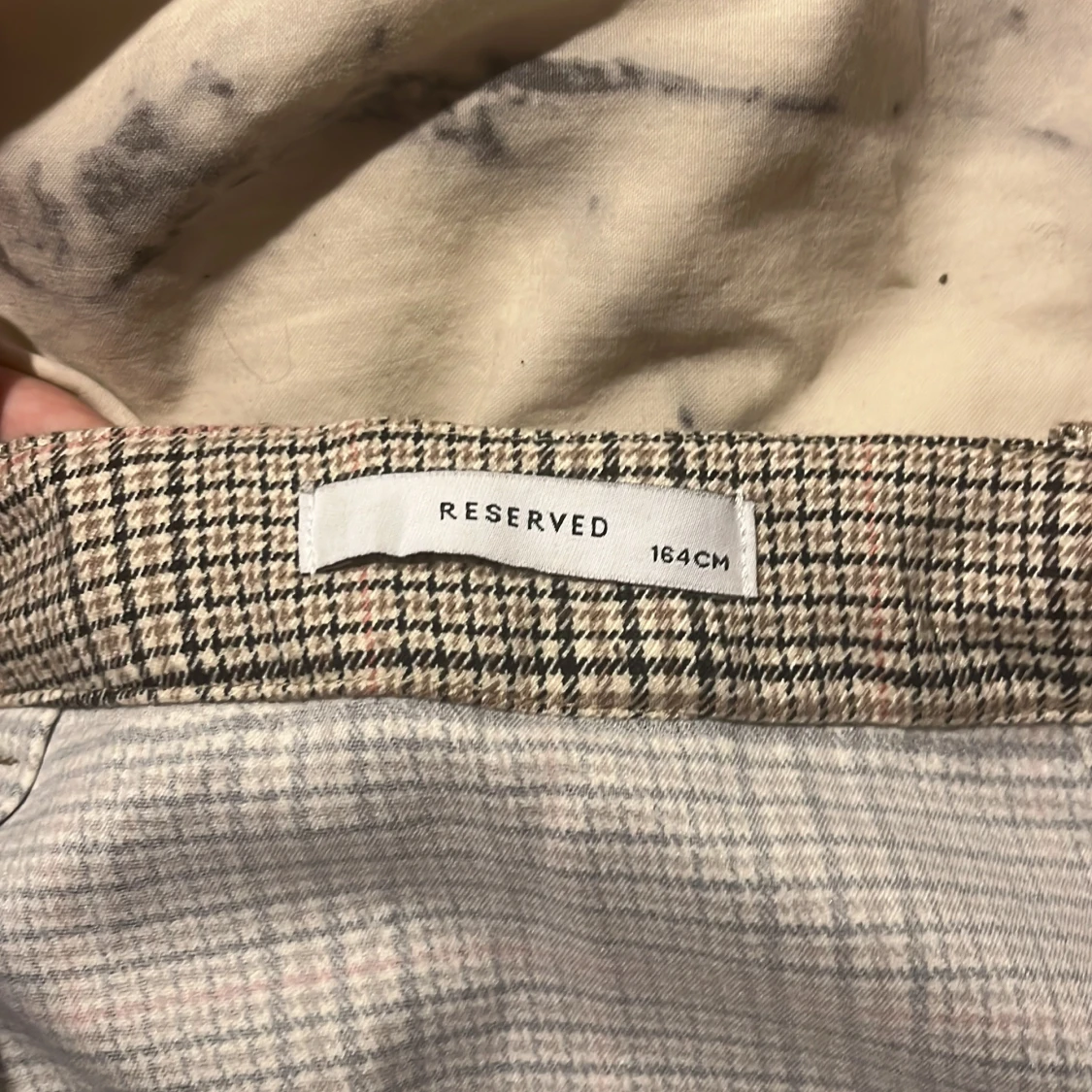 Rutig kjol från Reserved - 2